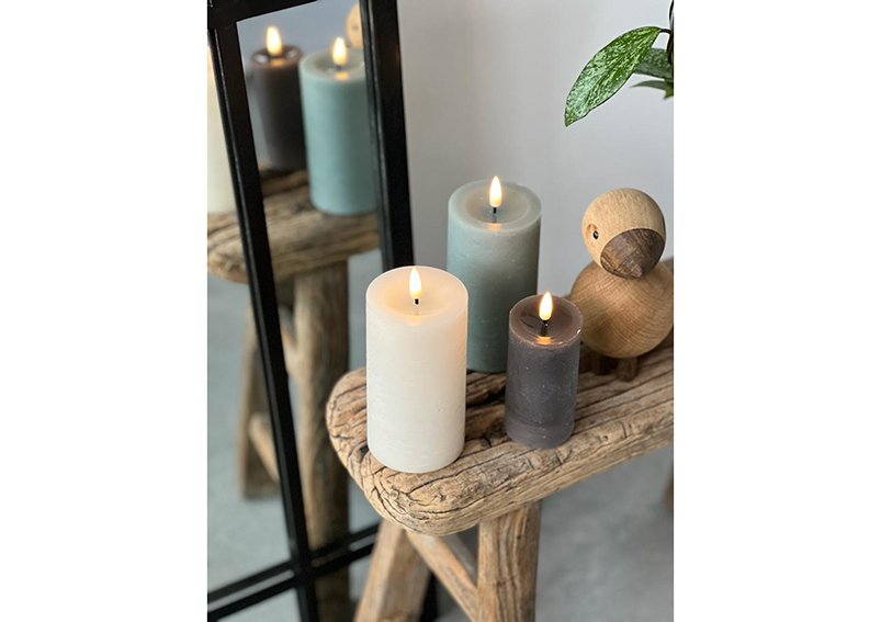 Candle LED with timer by remote control made of wax sage (W/H/D) 8x12x8cm