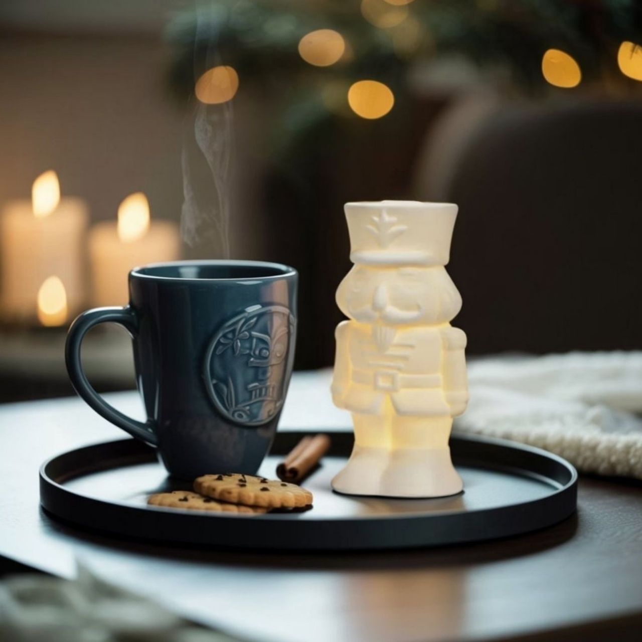 Casse-noix avec LED en porcelaine, blanc (L/H/P) 7x14x6cm Fonctionnement sur piles 3xLR44 non incluses Casse-noix avec LED en porcelaine, blanc (L/H/P) 7x14x6cm Fonctionnement sur piles 3xLR44 non incluses