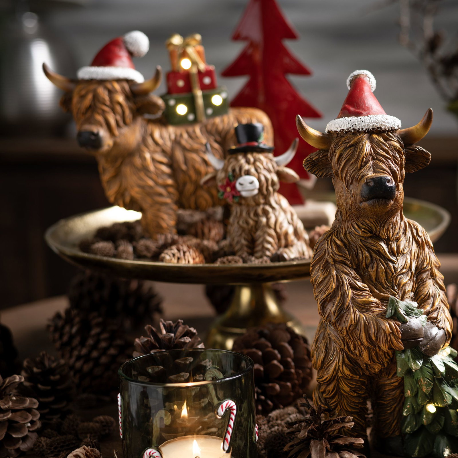 Figure Highland cow with LED Christmas decoration made of poly, 2-fold, brown (W/H/D) 22x11x22cm Battery operation 2xLR44 not included Figur