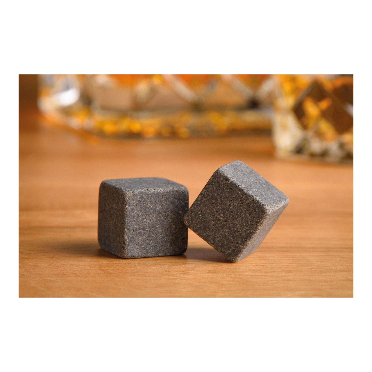 Whisky steen set, basalt stenen ijsblokje, 2cm, 4 blokjes met 2 glazen, 9x8x9cm, 300ml, 23,6x11,5x15,8cm