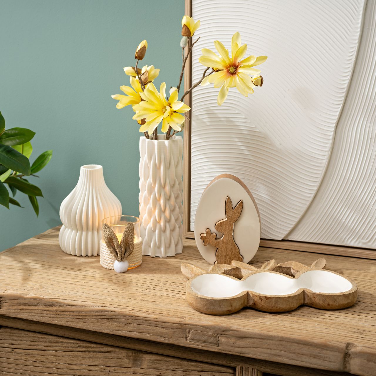 Présentoir oeuf de Pâques avec lapin en bois de manguier, set de 2, naturel/blanc (L/H/P) 12x16x4cm Présentoir oeuf de Pâques avec lapin en bois de manguier, set de 2, naturel/blanc (L/H/P) 12x16x4cm