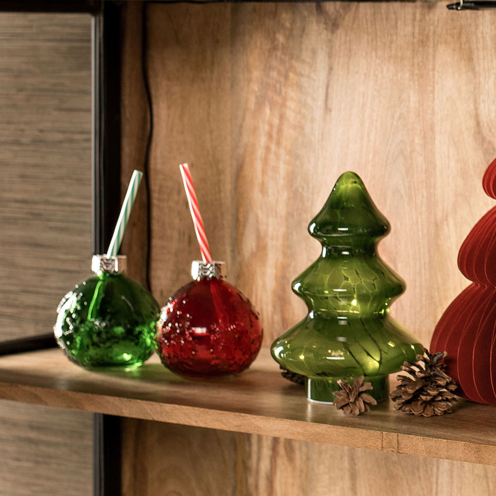 Trinkglas Weihnachtskugel mit Motiv und Stohhalm aus Glas, Champagner 450ml Zubehör