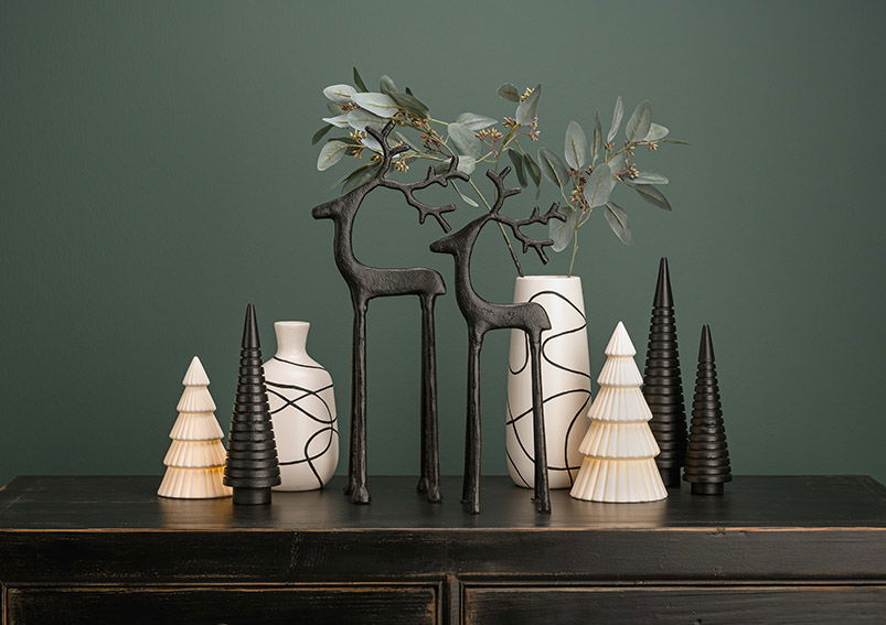 Tannenbaum mit Licht Batteriebetrieb 3xLR44 nicht enthalten aus Porzellan weiß (B/H/T) 9x16x9cm Tannenbaum mit Licht Batteriebetrieb 3xLR44 nicht enthalten aus Porzellan weiß (B/H/T) 9x16x9cm