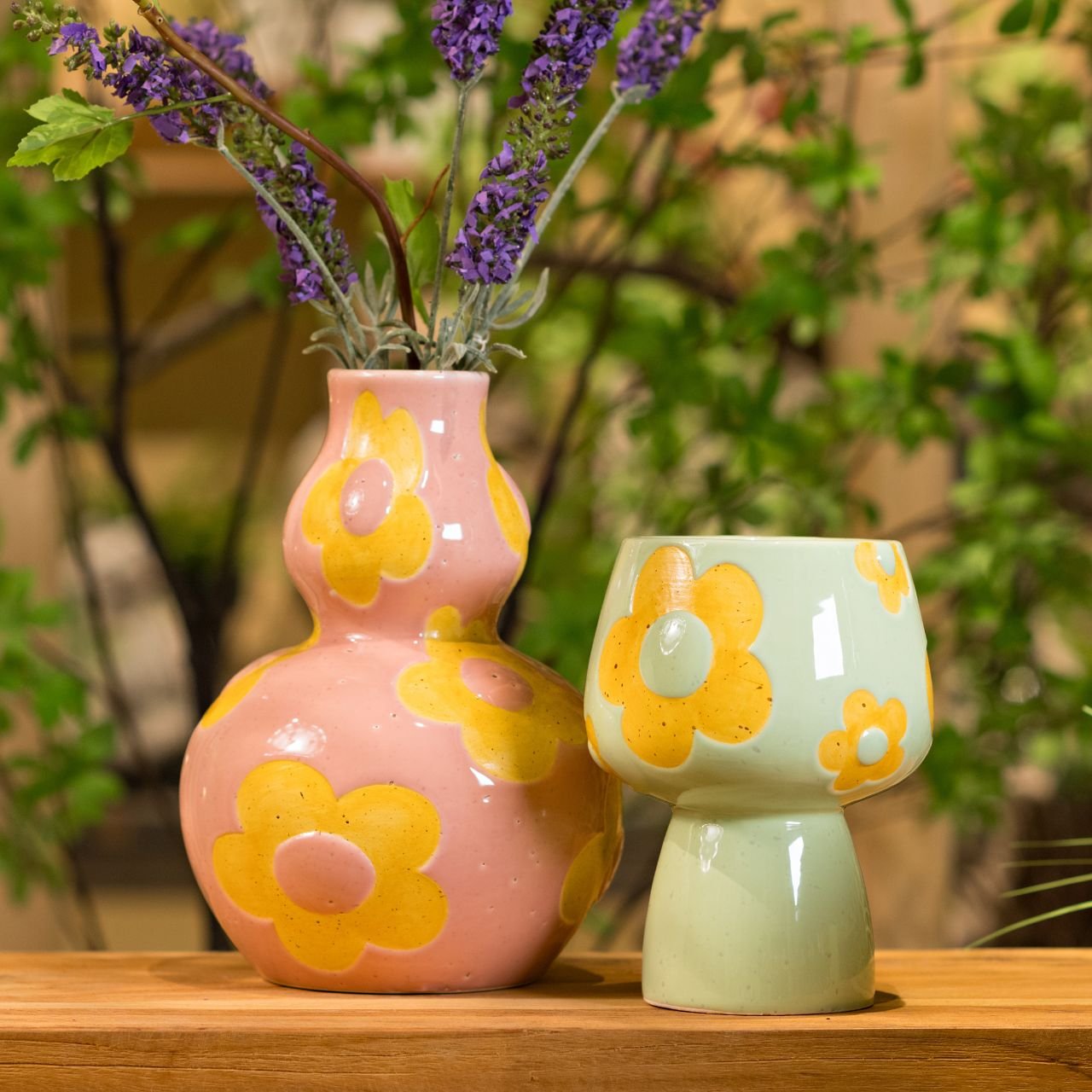 Vase mit Blumen Dekor aus Keramik grün, rosa 2-fach, (B/H/T) 15x21x15cm