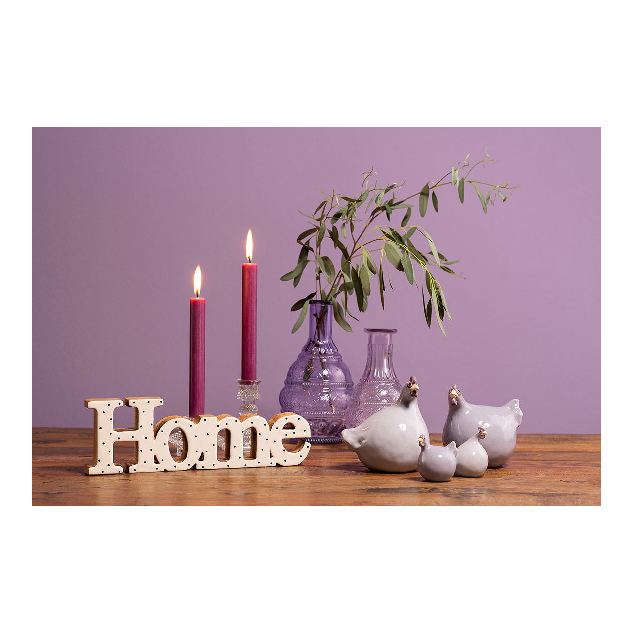 Poulet en céramique lilas 2 fois, (L/H/P) 7x9x10cm Poulet en céramique lilas 2 fois, (L/H/P) 7x9x10cm