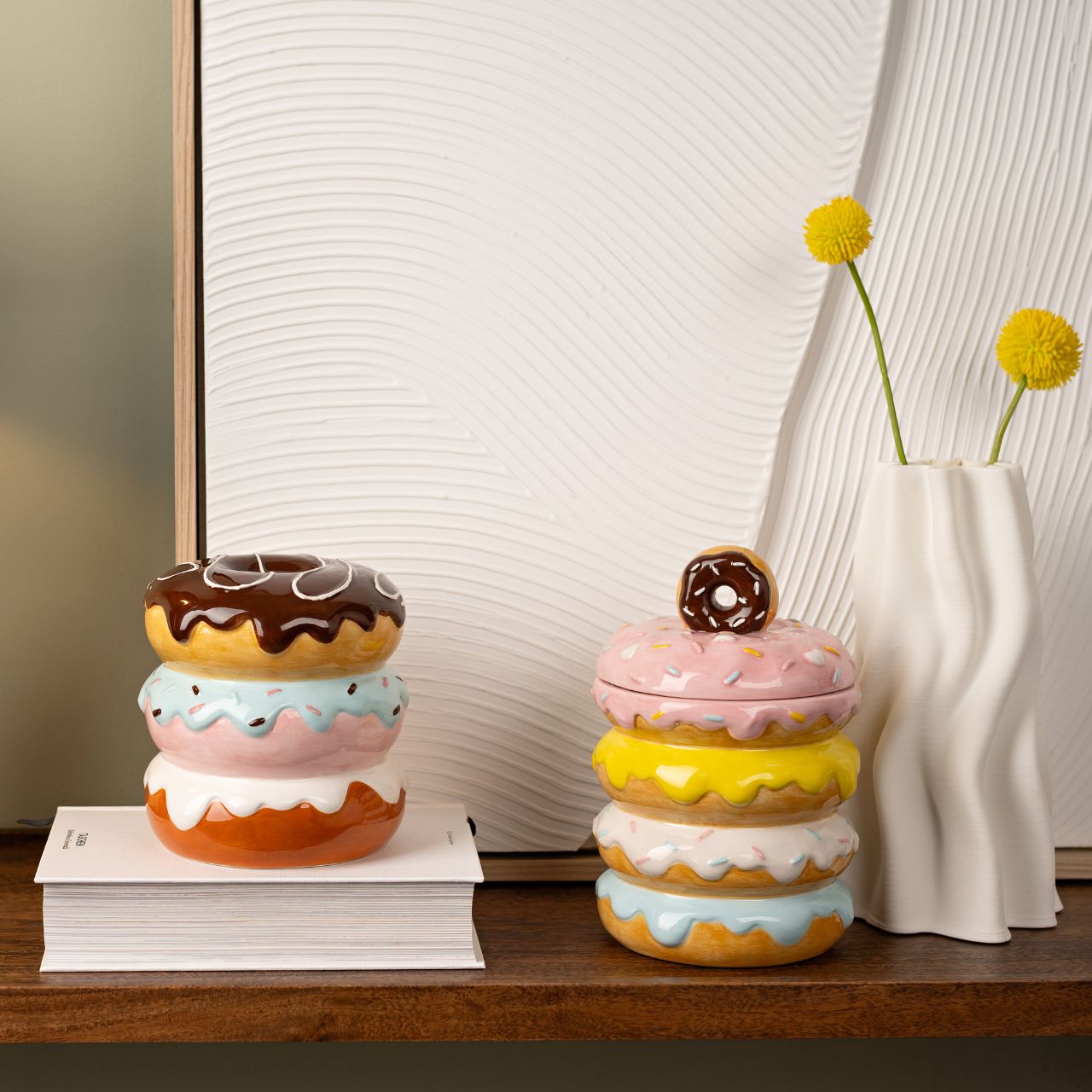 Donut money box made of ceramic, colorful (W/H/D) 12x14x12cm