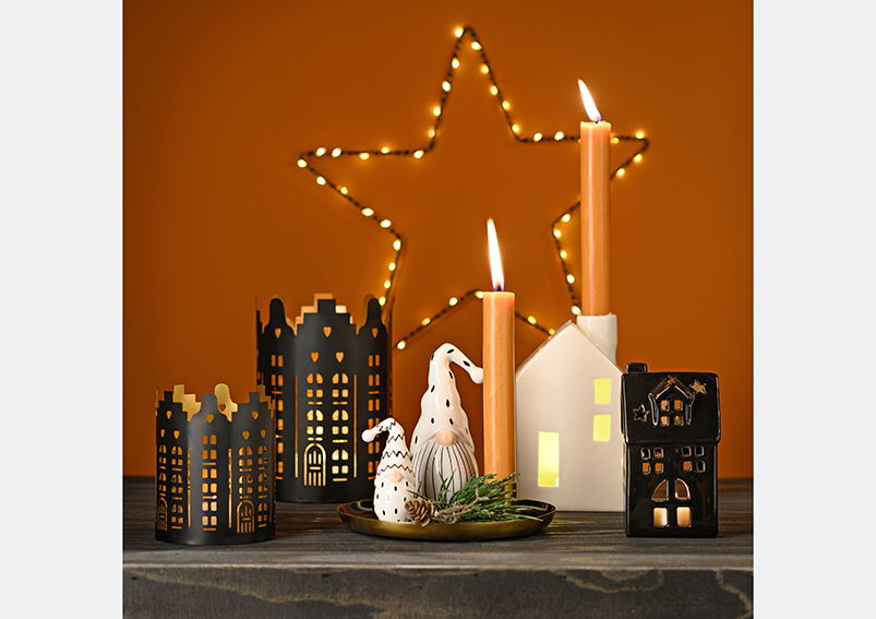 Ceramic gnome white, black 2-fold, (W/H/D) 6x12x6cm Ceramic gnome white, black 2-fold, (W/H/D) 6x12x6cm