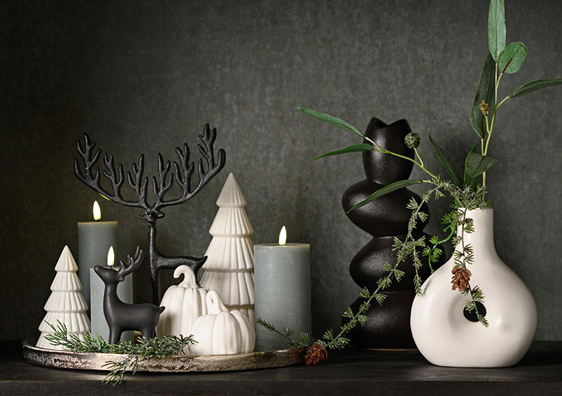 Tannenbaum mit Licht Batteriebetrieb 3xLR44 nicht enthalten aus Porzellan weiß (B/H/T) 9x16x9cm Tannenbaum mit Licht Batteriebetrieb 3xLR44 nicht enthalten aus Porzellan weiß (B/H/T) 9x16x9cm