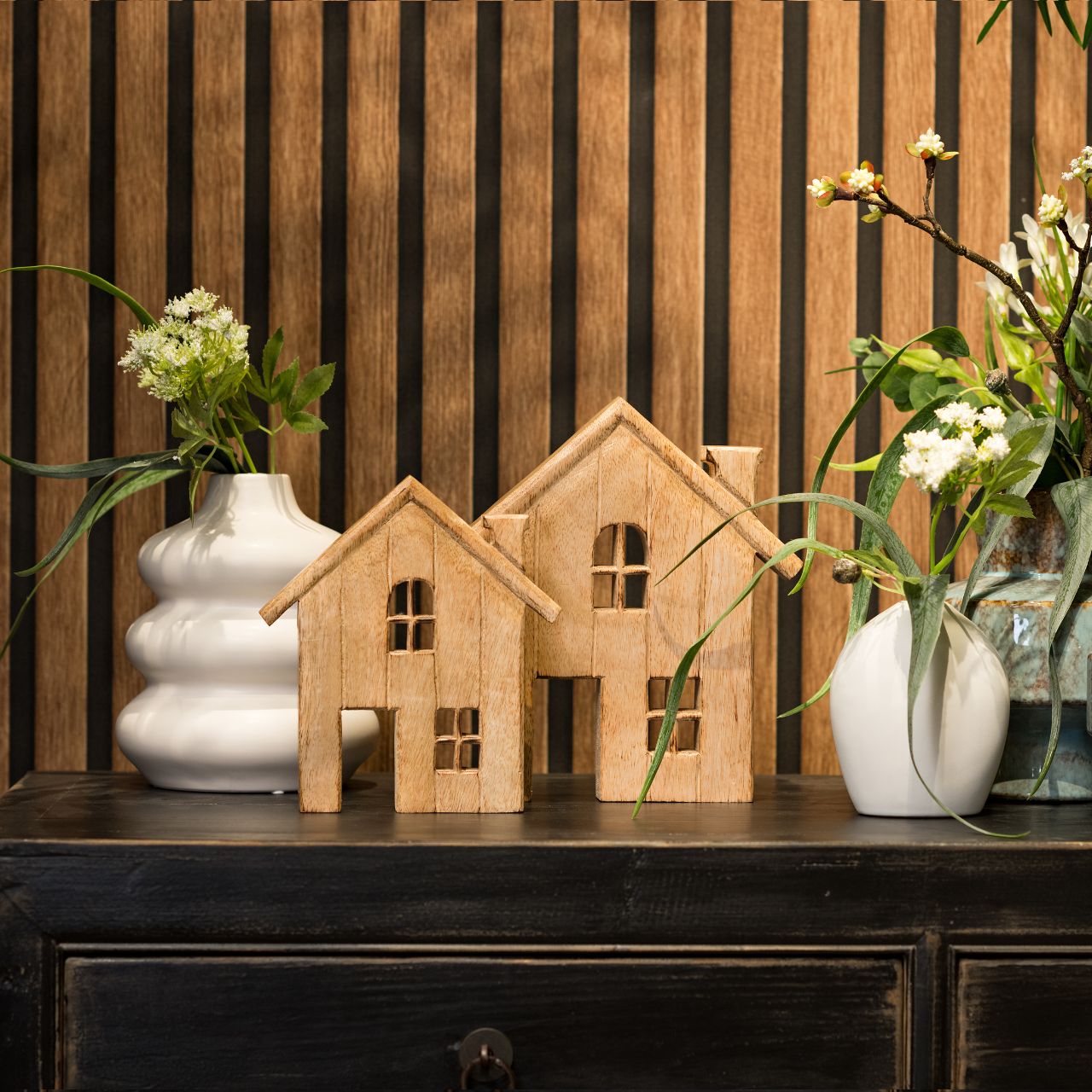 Supporto per casa in legno di mango, naturale (L/H/D) 23x25x3cm Supporto per casa in legno di mango, naturale (L/H/D) 23x25x3cm