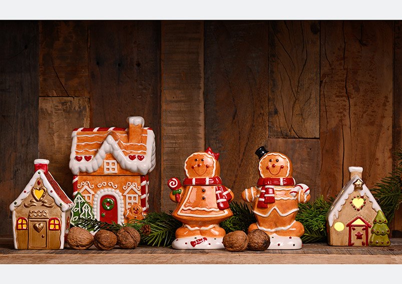 Box ceramic gingerbread house colorful (W/H/D) 16x27x14cm