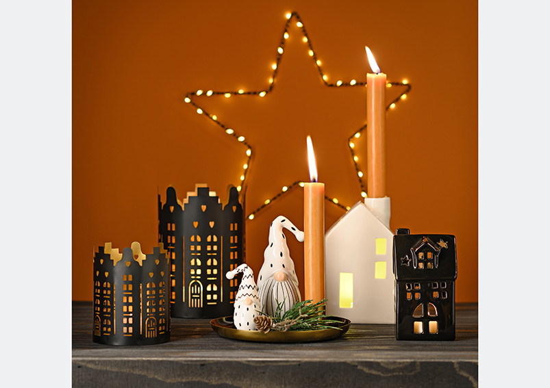 Castiçal em forma de casa com luz, alimentado a pilhas 3xLR44 (não incluídas), em porcelana branca e preta, com 2 compartimentos, (L/A/P) 8x14x6 cm Flasche