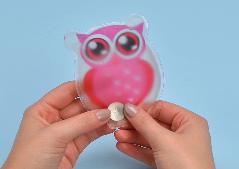 Taschenwärmer aus Kunststoff, Eule, 4-fach sortiert, B8 x H10 cm Taschenwärmer aus Kunststoff, Eule, 4-fach sortiert, B8 x H10 cm