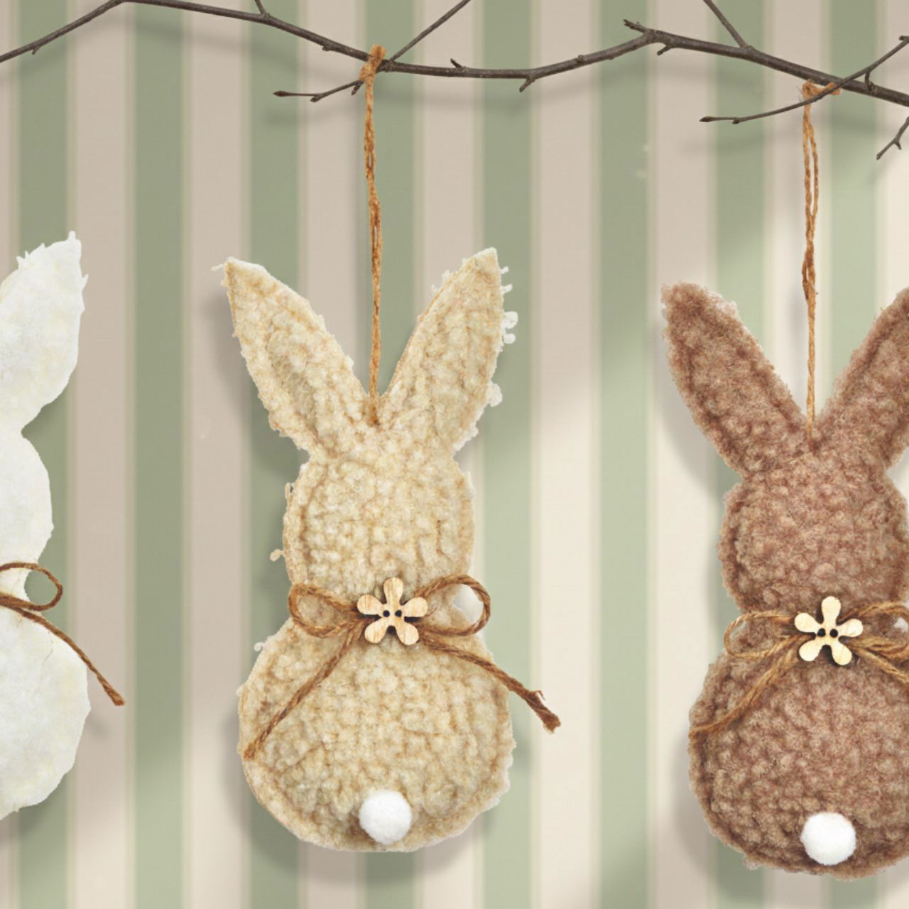 Suspension lapin en textile naturel 3 fois, (L/H/P) 7x15x2cm Suspension lapin en textile naturel 3 fois, (L/H/P) 7x15x2cm