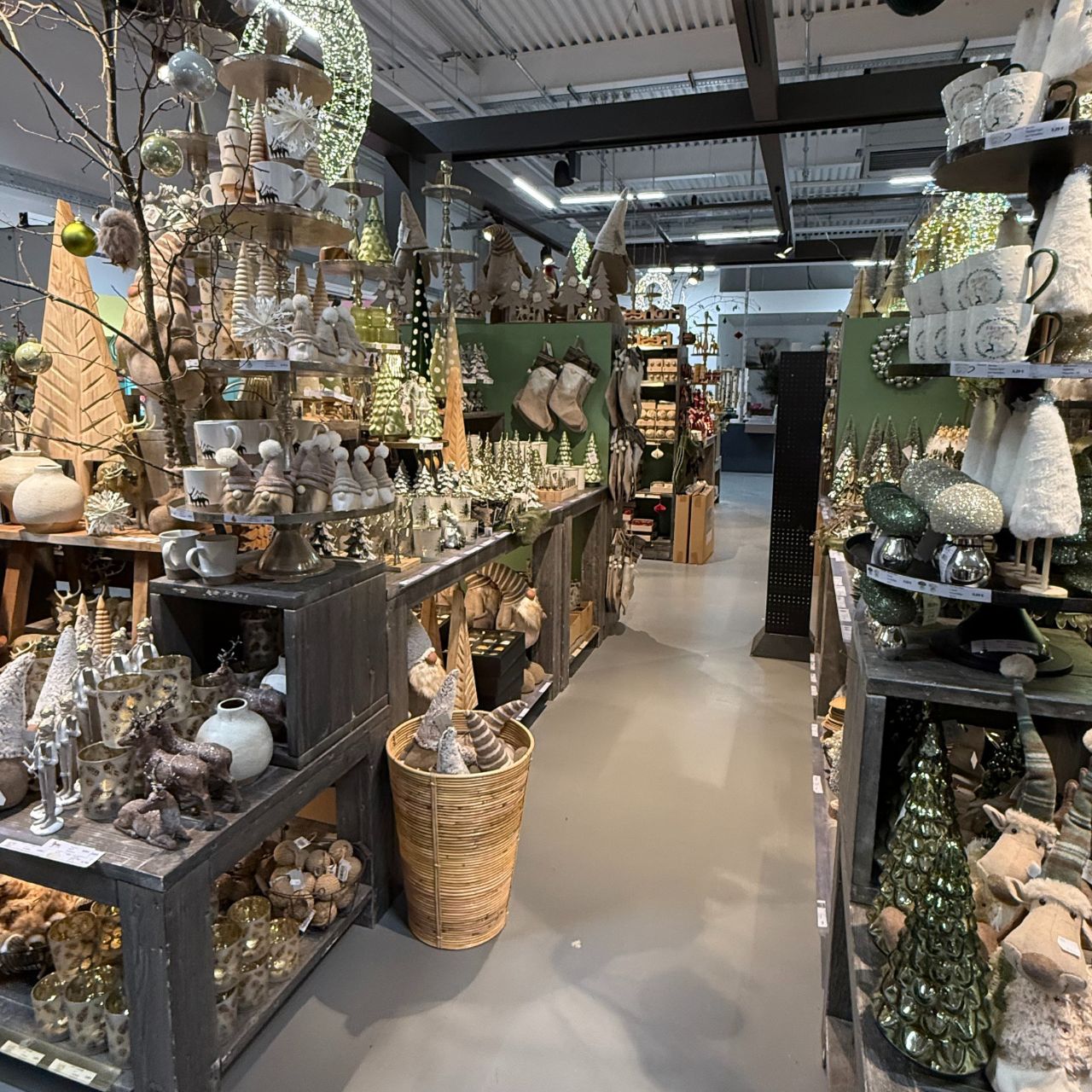 Drinnen, Kunst, Kunsthandwerk