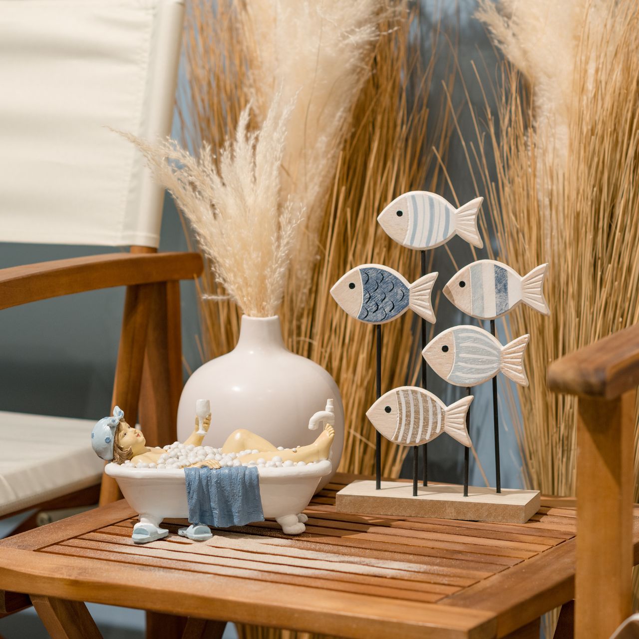 Frau in Badewanne aus Poly Weiß (B/H/T) 20x11x10cm Frau in Badewanne aus Poly Weiß (B/H/T) 20x11x10cm