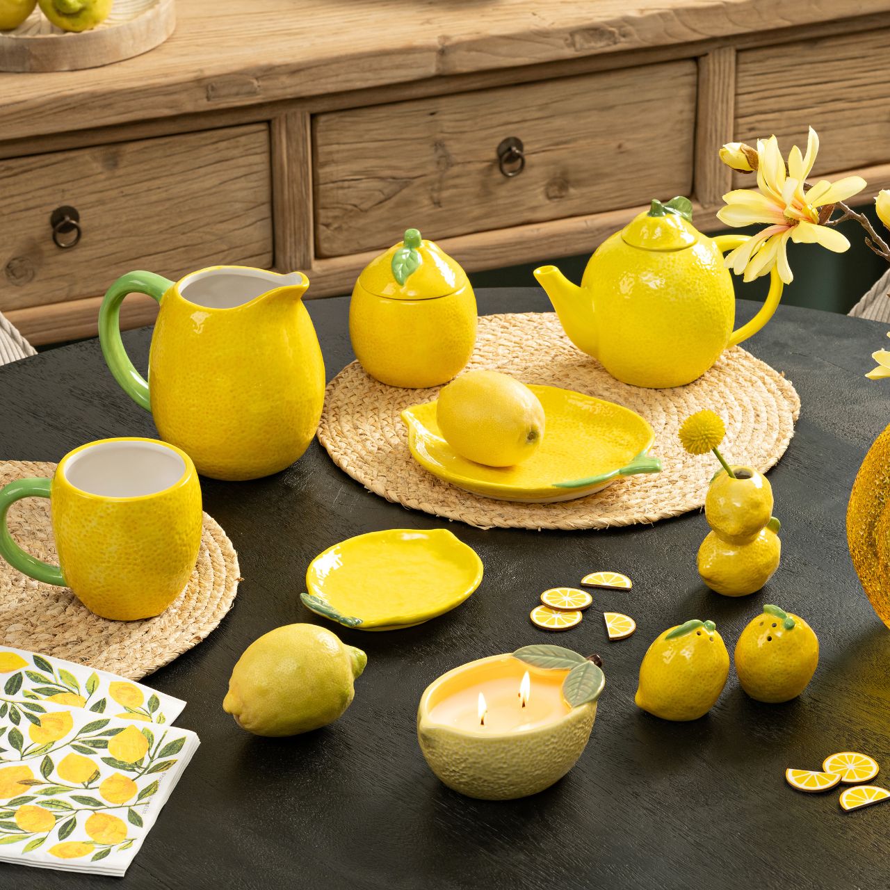 Serviette de table citron 3 plis, paquet de 20 en papier/carton, jaune (l/h) 33x33cm Serviette de table citron 3 plis, paquet de 20 en papier/carton, jaune (l/h) 33x33cm
