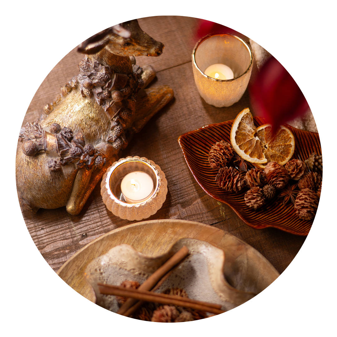 Dekor, Dekofigur, Weihnachtsdeko, Kerzenhalter, Zimtstangen