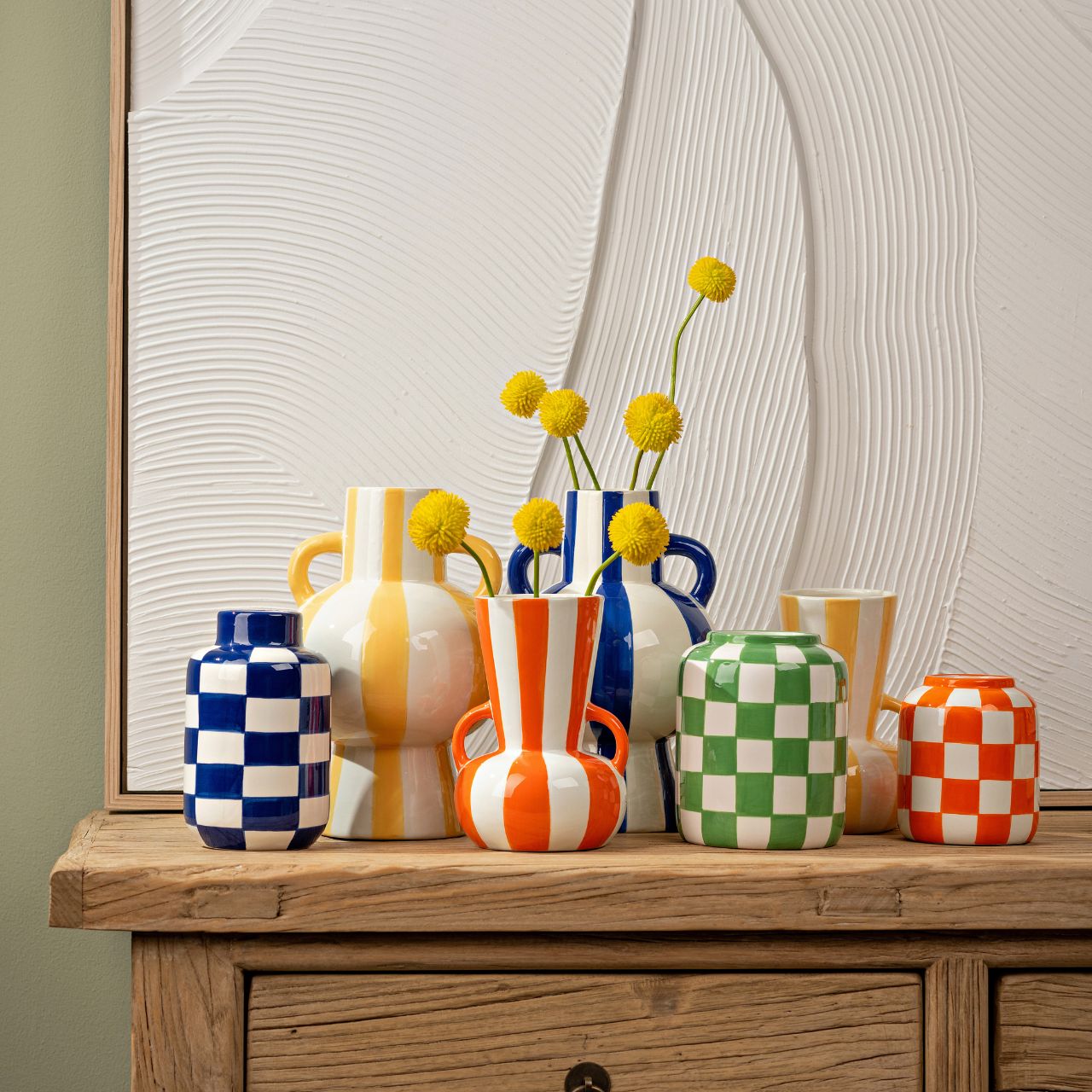 Vasen, Porzellan, Checkered Muster, Bunte Farben, Blumen arrangements