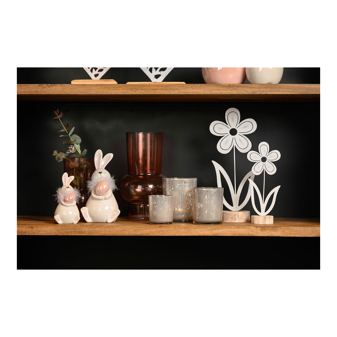 Hase mit Ei aus Keramik Weiß, rosa (B/H/T) 11x20x10cm Hase mit Ei aus Keramik Weiß, rosa (B/H/T) 11x20x10cm