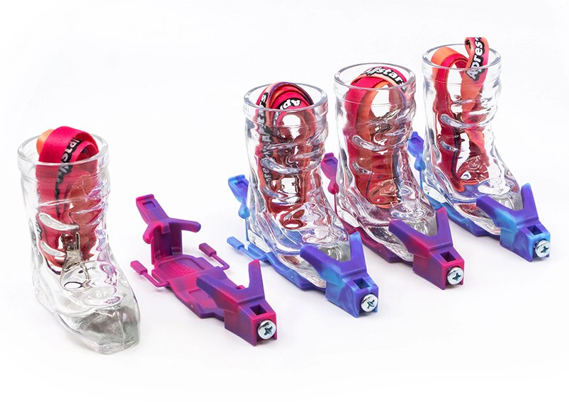 Apres-Allstars Skischuhe Schnapsglas Set mit Bindung, Lanyards 4-er Set, aus Glas artic 4cl Glas 69x36x74mm, Bindung 110x38x24mm