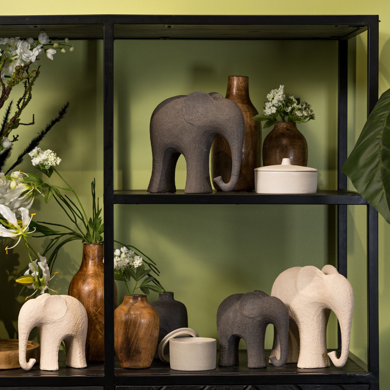 Ceramic elephant beige, black 2-fold, (W/H/D) 23x21x10cm