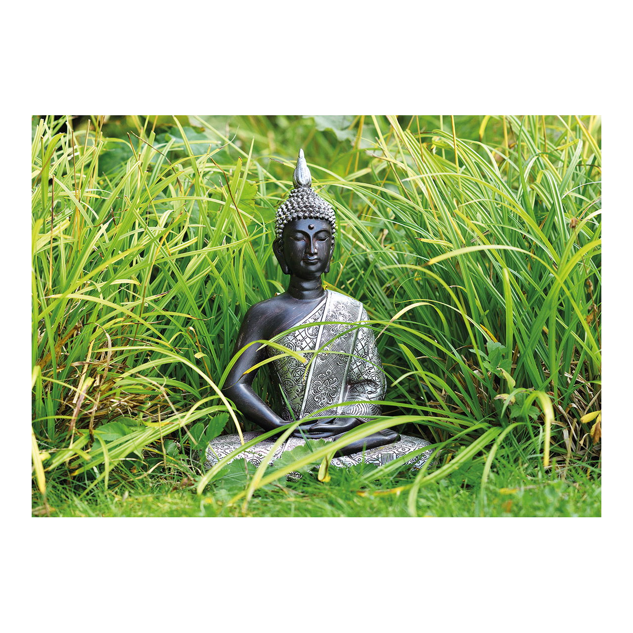Buddha sitzend in silber aus Poly, 29 cm Kunst, Gebet, Buddha, Person