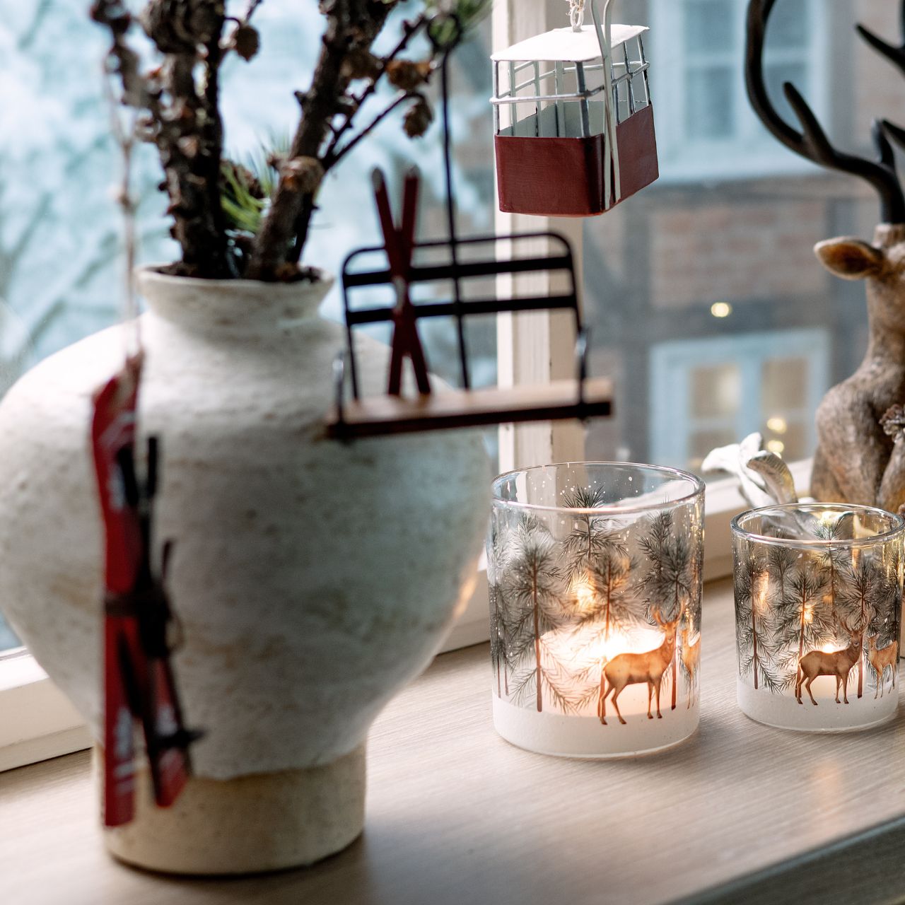 Fenster, Fensterbank, Töpferei, Tabelle, Tischplatte