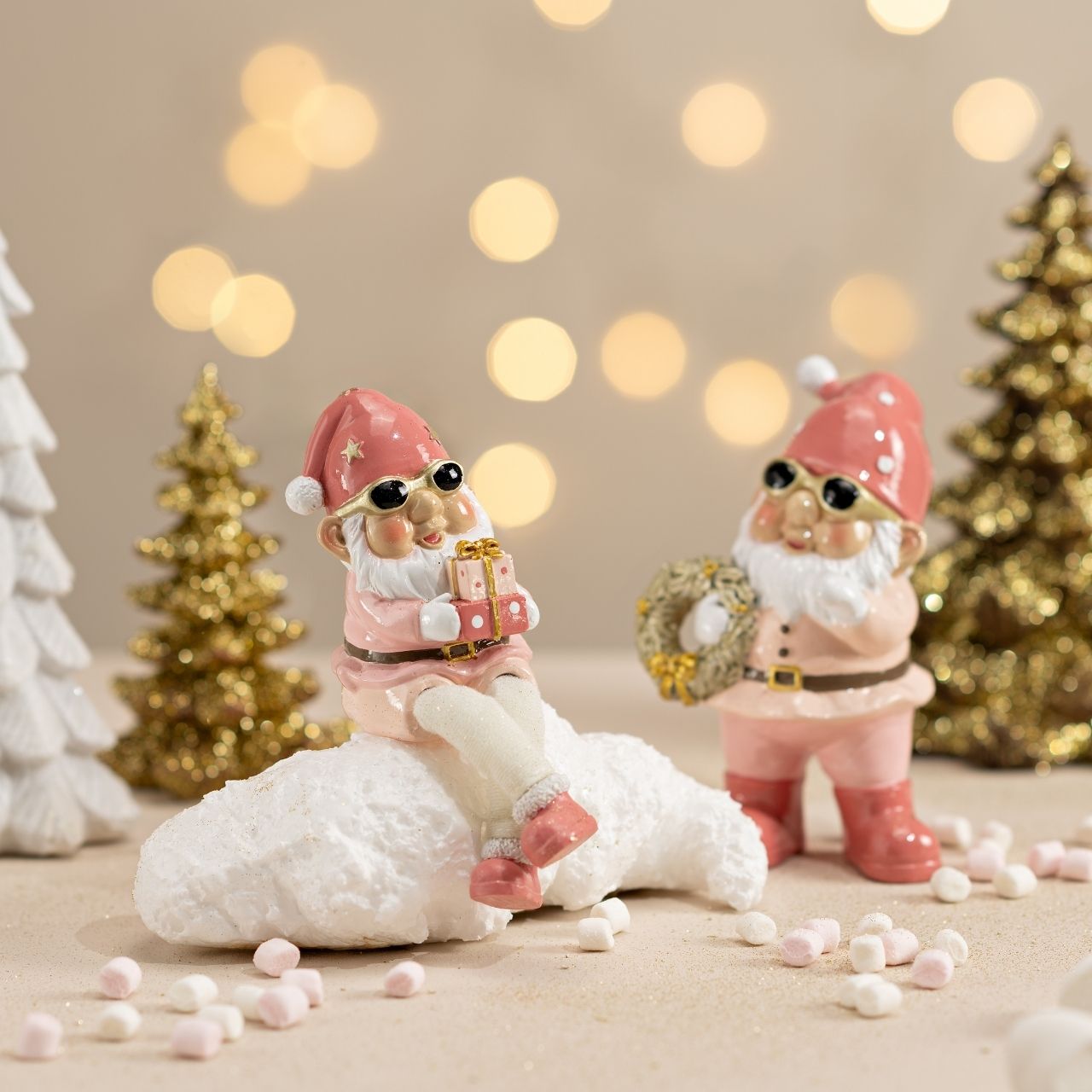 Weihnachtsfigur, Gnom, Rote/pinke Kleidung, Zuckerstange, Kranz