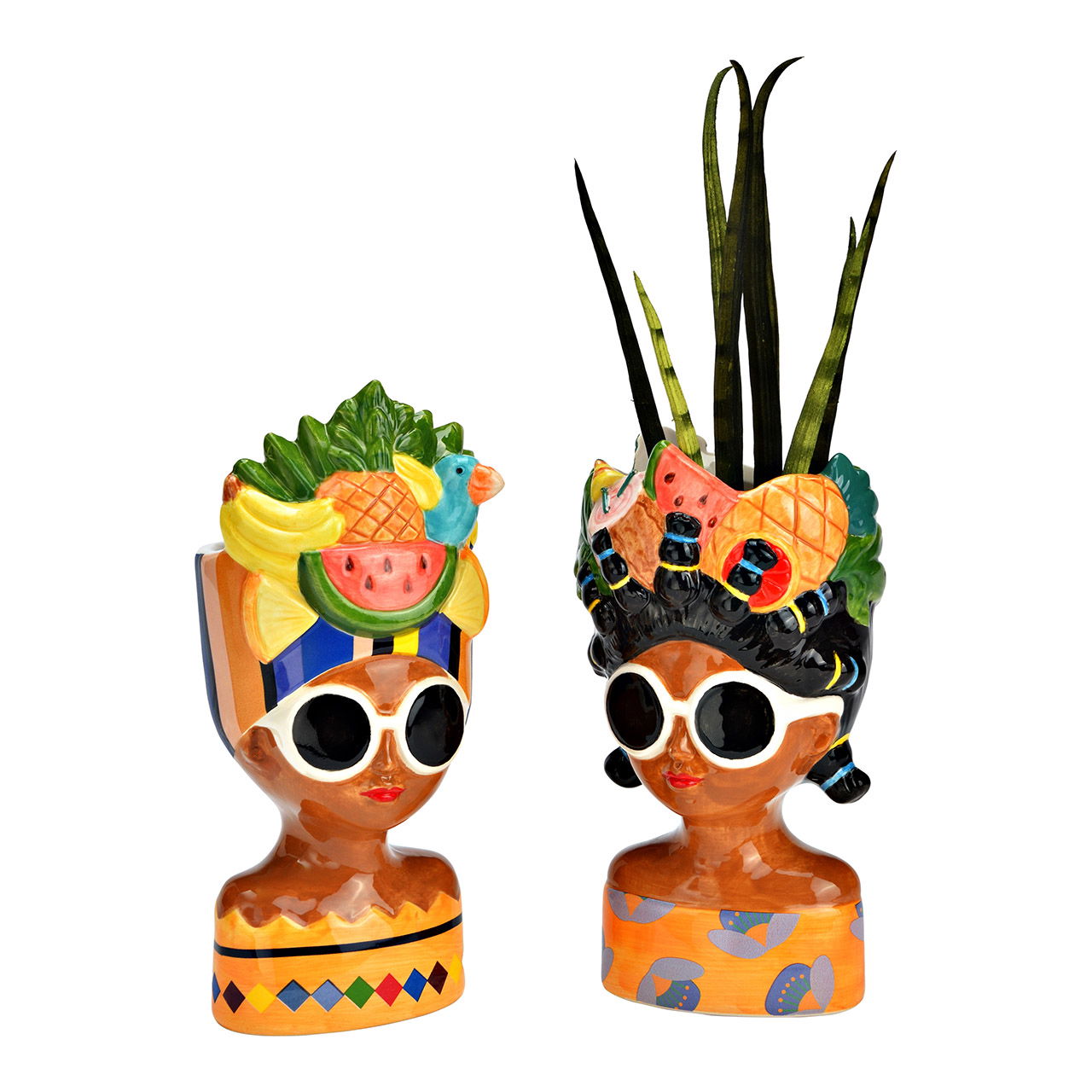 Jarrón mujer con fruta de cerámica, 2 pliegues, colorido (A/A/P) 10x20x10cm Jarrón mujer con fruta de cerámica, 2 pliegues, colorido (A/A/P) 10x20x10cm