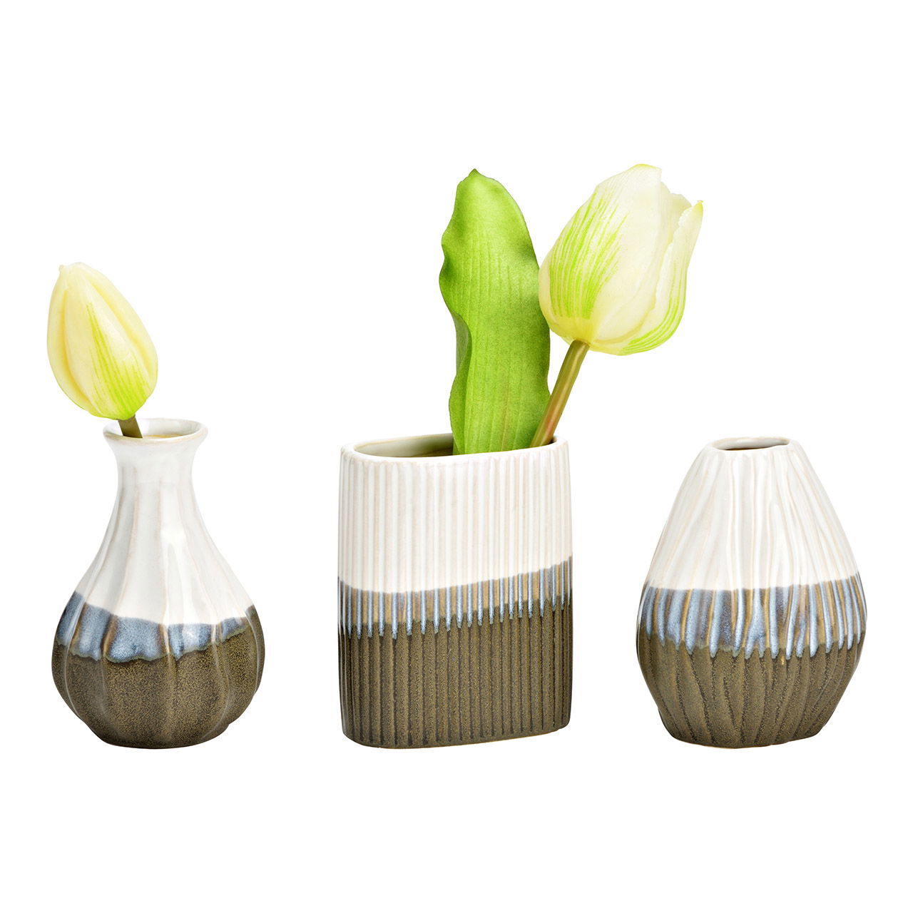 Vase aus Porzellan grün, weiß 3-fach, (B/H/T) 6x8x6cm 6x8x3cm 7x8x5cm Vase aus Porzellan grün, weiß 3-fach, (B/H/T) 6x8x6cm 6x8x3cm 7x8x5cm