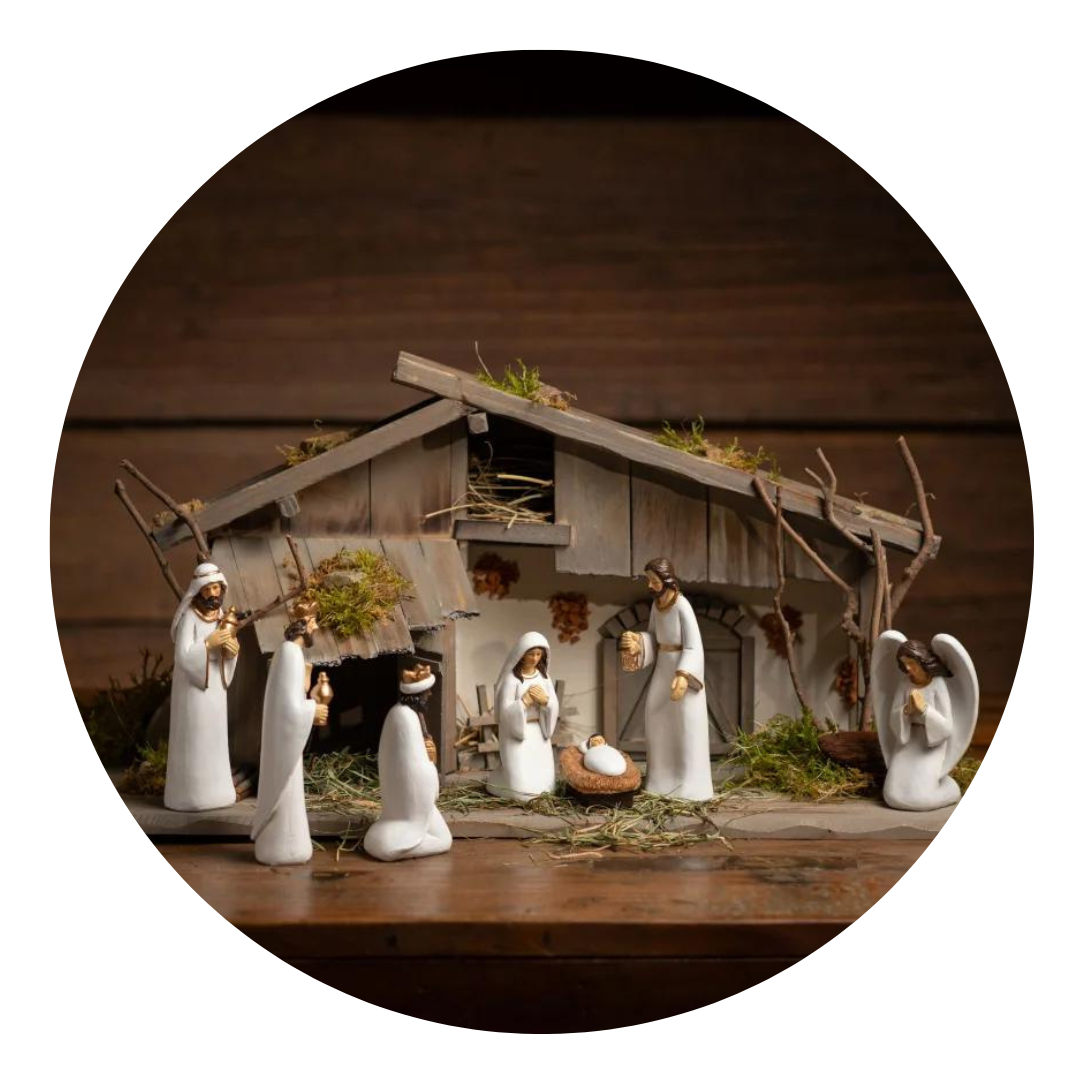 Traditionelle Weihnachtskrippe Mit 9 Figuren - Handbemalt & Detailreich