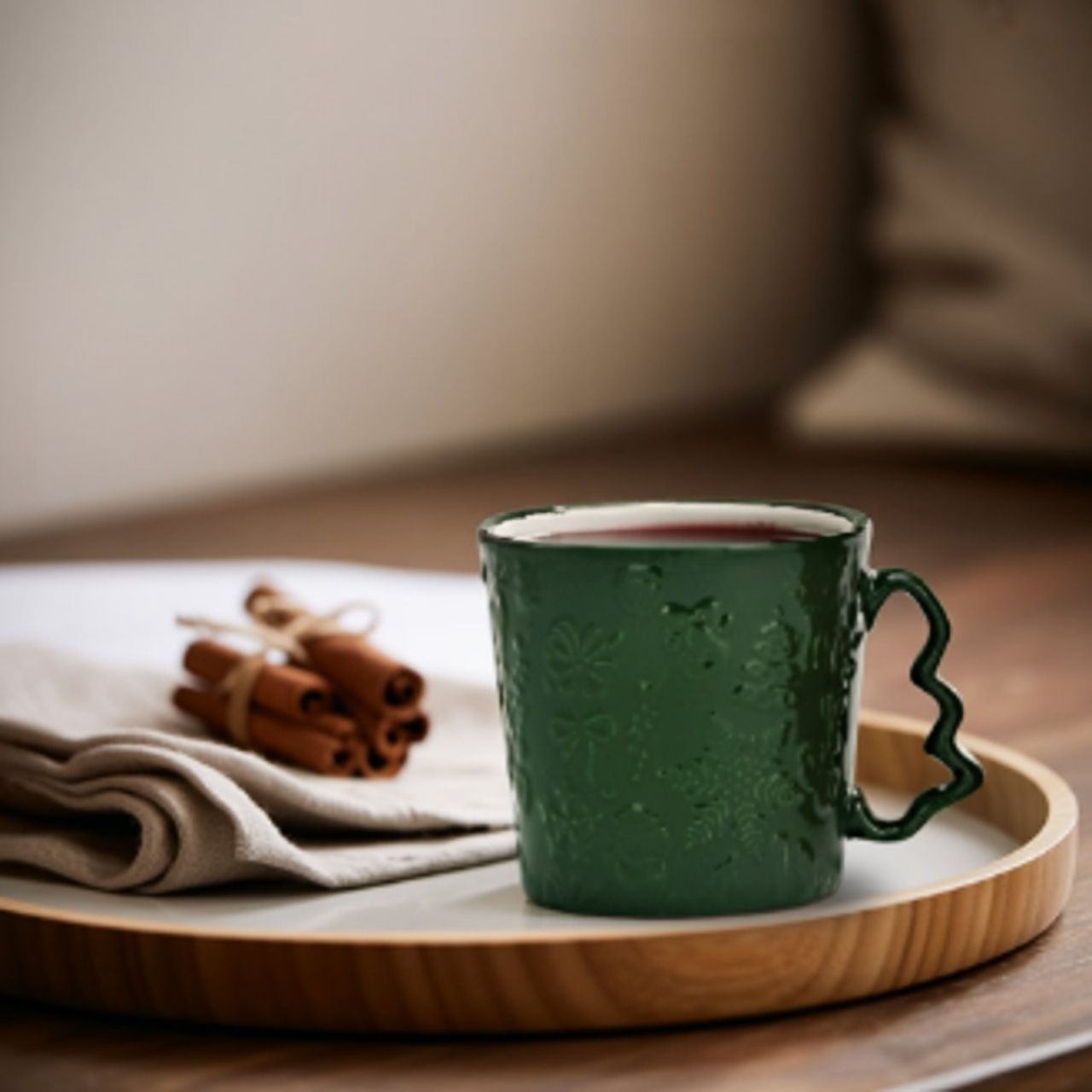 Mug Christmas decoration made of porcelain, 2-fold, red/green (W/H/D) 12x9x9cm 380ml Mug Christmas decoration made of porcelain, 2-fold, red/green (W/H/D) 12x9x9cm 380ml