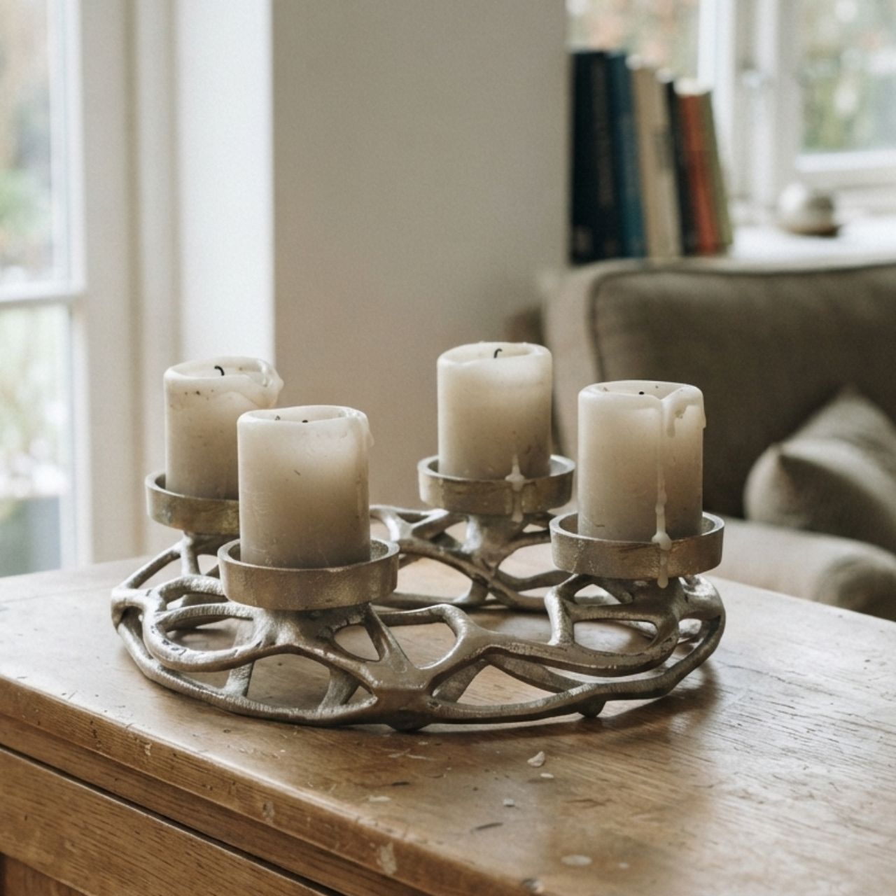 Adventskranz aus Metall, Silber (B/H/T) 25x11x25cm Kerzenhalter, Metall, Silber, Dekoration, Ringeform