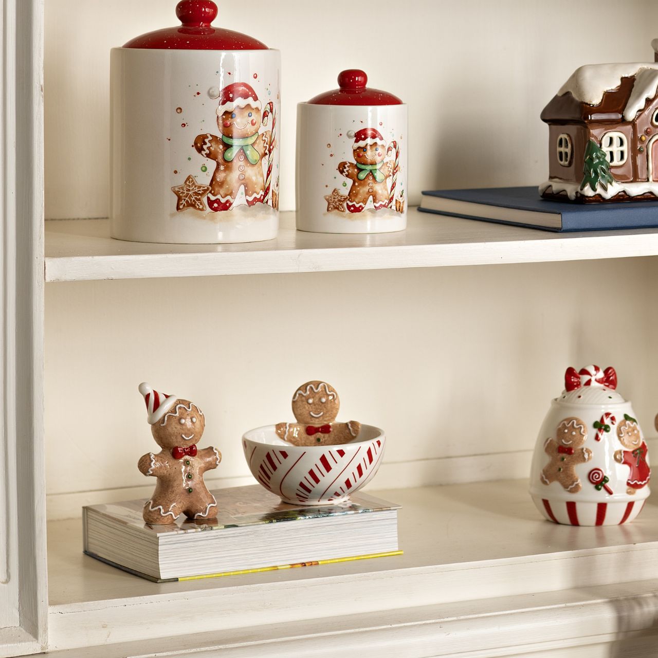 Gingerbread figurine with hat made of brown ceramic (W/H/D) 8x12x4cm Kunst, Porzellan, Töpferei, Regal, Kunsthandwerk