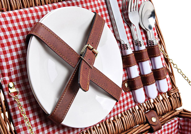 Picknickkorb für 2 Personen aus Weide, rot karriert, 11-teilig, (B/H/T) 36x18x25 cm