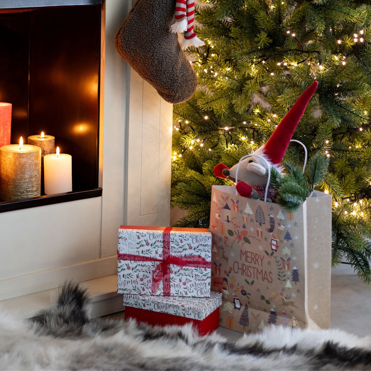 Set di 3 scatole regalo Buon Natale, decorazioni a forma di foglia, in carta/cartone rosso (L/H/D) 21x8x14cm, 19x8x13cm, 17x7x11cm Kiste