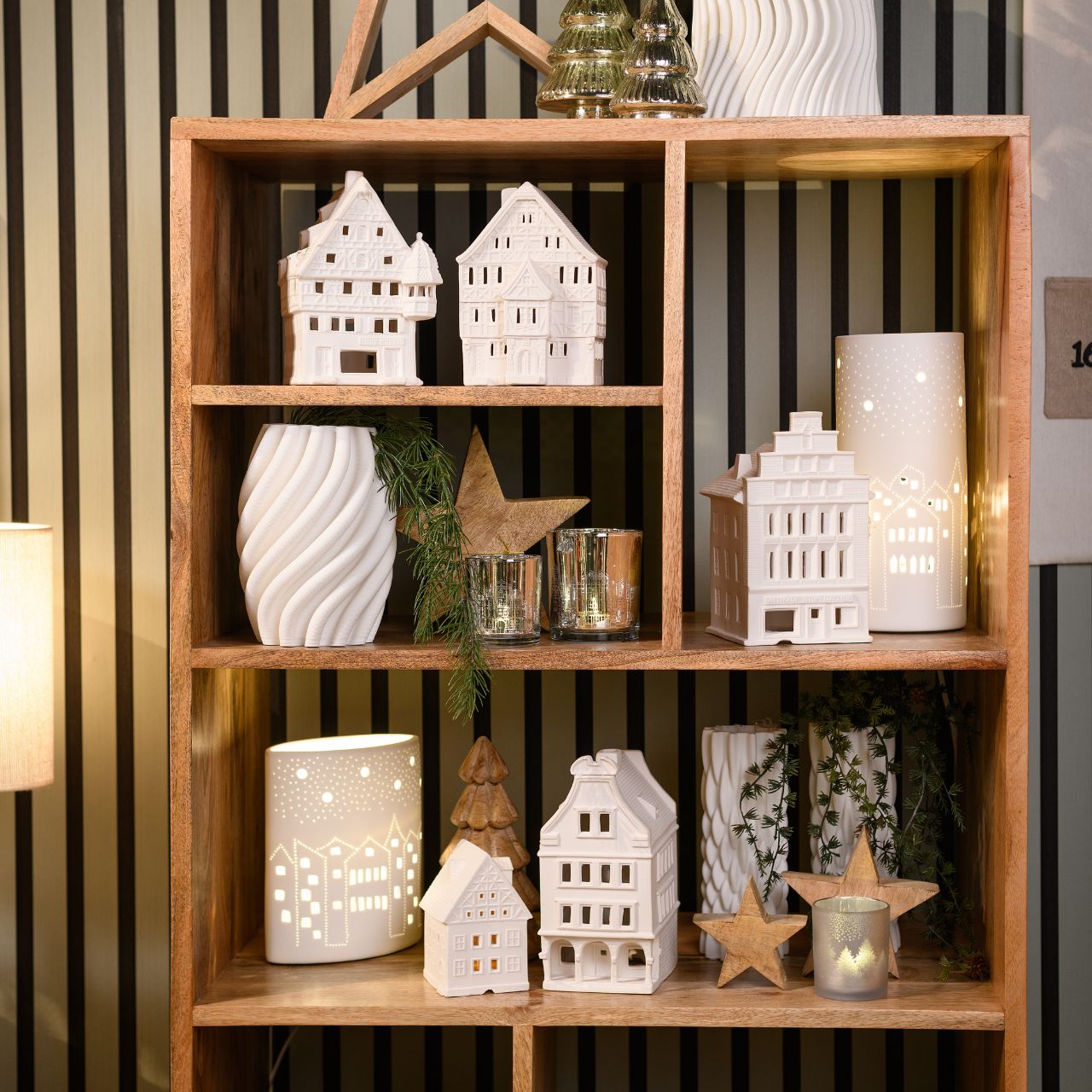 Maison lumineuse Wurm Prinzipalmarkt Münster en porcelaine, blanc (L/H/P) 11x21x14cm Maison lumineuse Wurm Prinzipalmarkt Münster en porcelaine, blanc (L/H/P) 11x21x14cm