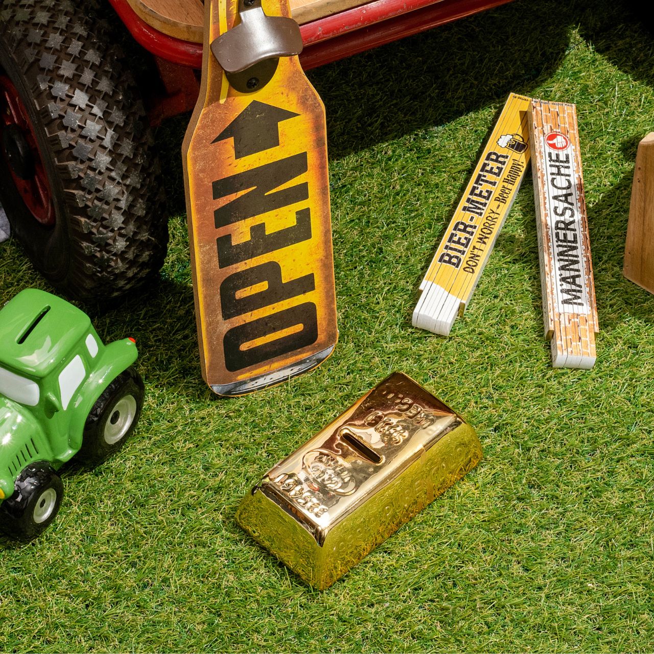 Ceramic ingot money box, W16 x D9 x H5 cm Ceramic ingot money box, W16 x D9 x H5 cm