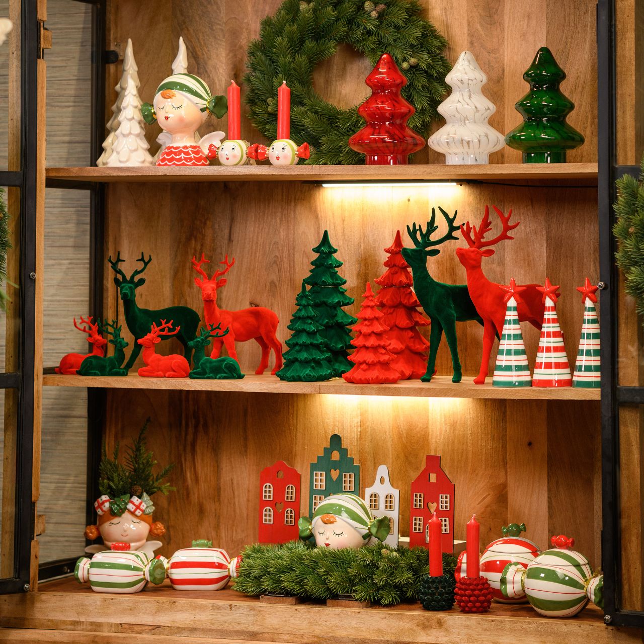 Keramische kerstboom groen, rood 2-voudig, (B/H/D) 10x26x10cm Keramische kerstboom groen, rood 2-voudig, (B/H/D) 10x26x10cm