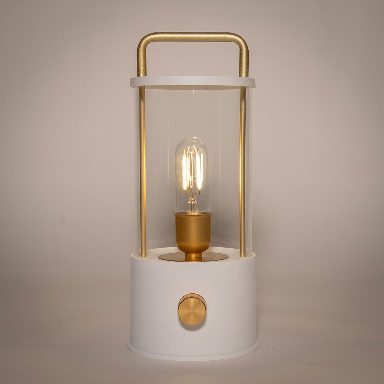 Lantern IP44 warm white dimmable, LED included 80cm USB cable made of plastic, matt white (W/H/D) 11x25x11cm Lantern IP44 warm white dimmable, LED included 80cm USB cable made of plastic, matt white (W/H/D) 11x25x11cm