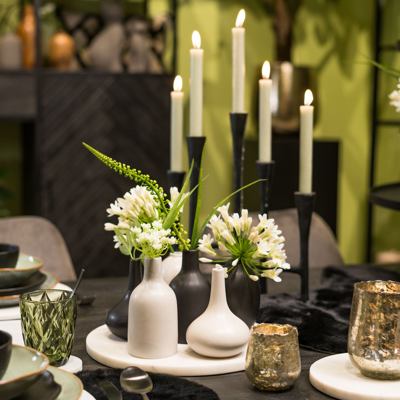 Juego de 3 jarrones de cerámica gris, (A/A/P) 9x12x9cm, 7x11x7cm, 7x14x7cm Juego de 3 jarrones de cerámica gris, (A/A/P) 9x12x9cm, 7x11x7cm, 7x14x7cm