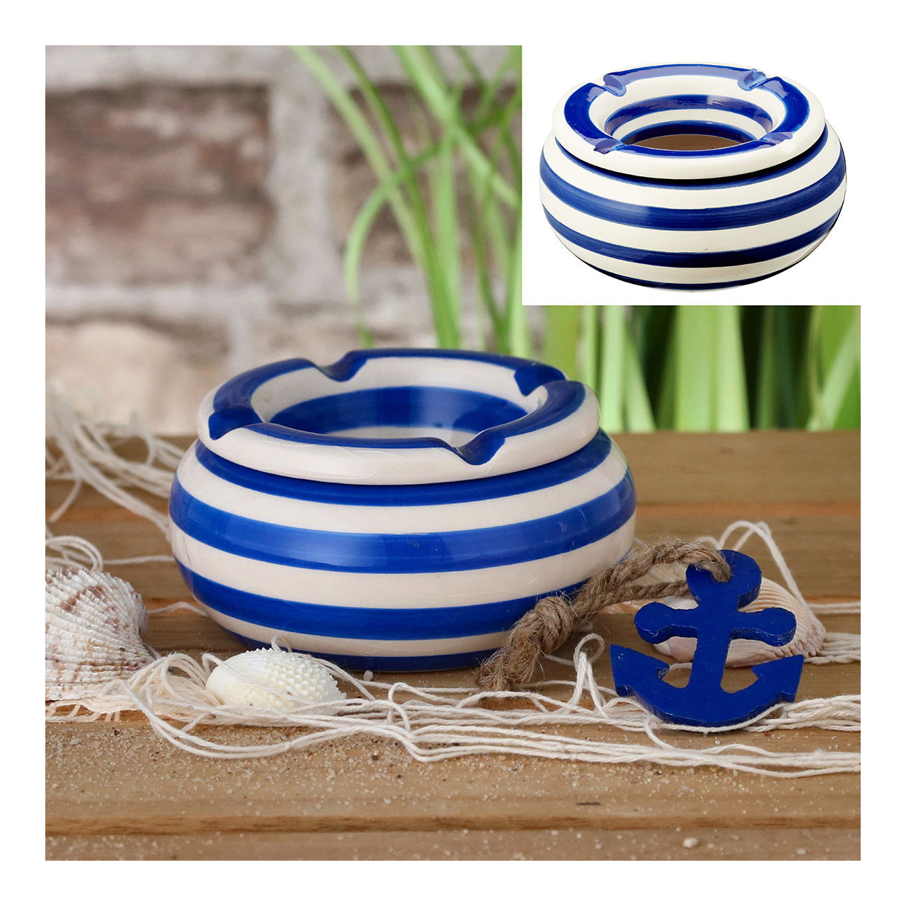 Maritime ceramic storm ashtray, blue/white (W/H/D) 11x6x11cm