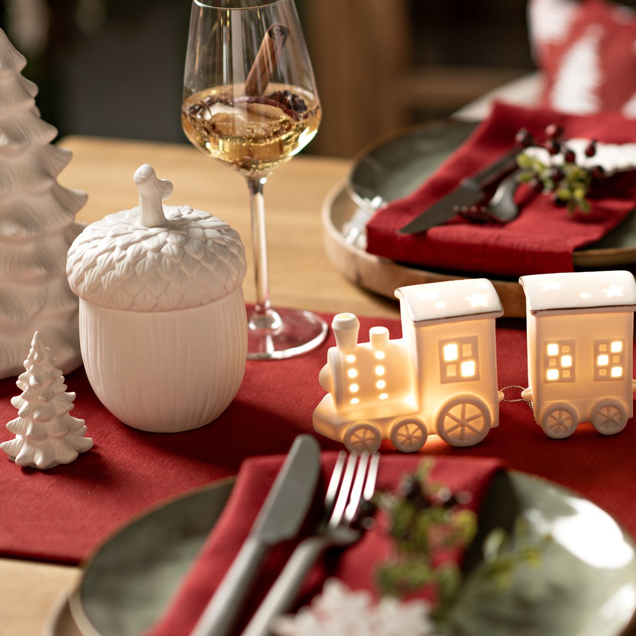 Acorn nut jar made of ceramic, white (W/H/D) 10x15x10cm Glas, Tabelle, Besteck, Esstisch, Tischplatte