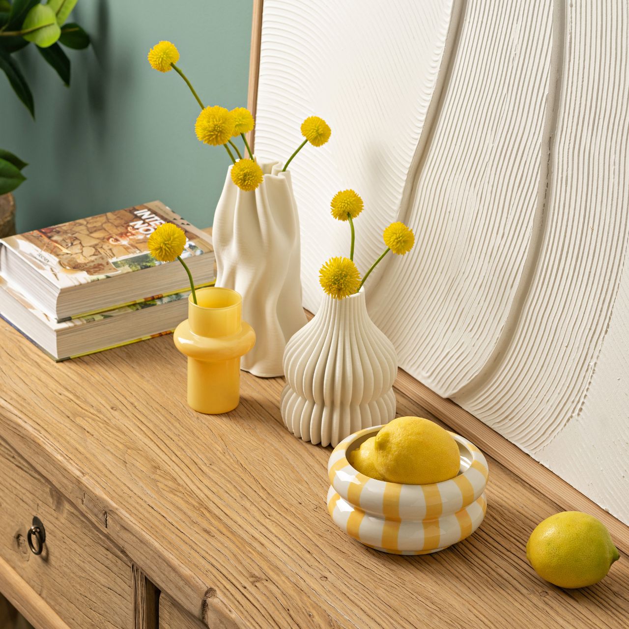 Ciotola decorativa in ceramica a righe giallo/bianco (L/H/D) 15x8x15cm Ciotola decorativa in ceramica a righe giallo/bianco (L/H/D) 15x8x15cm